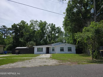 5952 Blackthorn Rd, Jacksonville, FL 32244