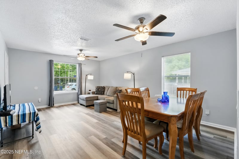 1961 Spring Drive Rd, Jacksonville, FL 32209