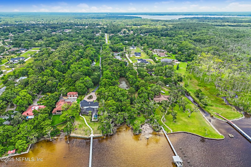 4661 Raggedy Point Rd, Fleming Island, FL 32003