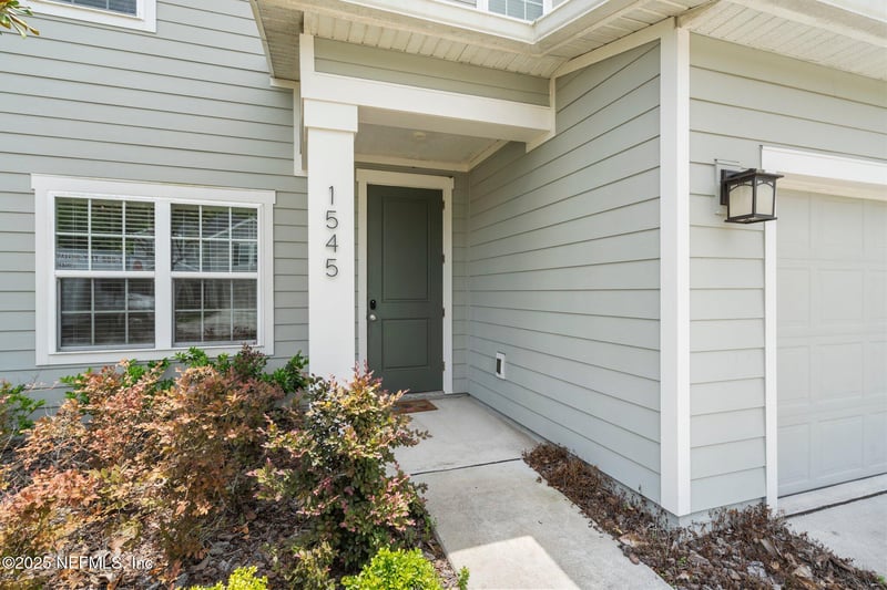 1545 Tanoan Dr, Jacksonville, FL 32221