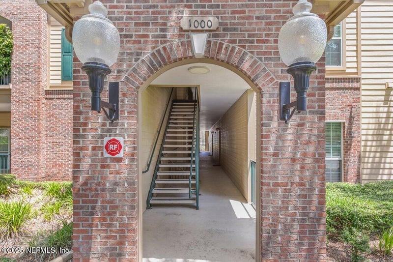 7800 Point Meadows Dr #1035, Jacksonville, FL 32256