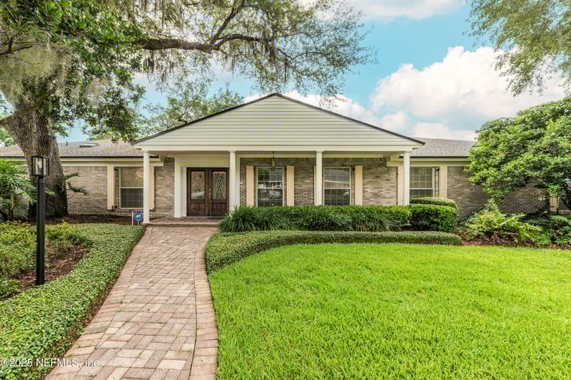 8691 San Servera Dr, Jacksonville, FL 32217