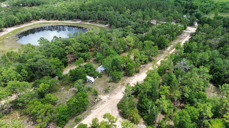 188 Highland Dr, Hawthorne, FL 32640