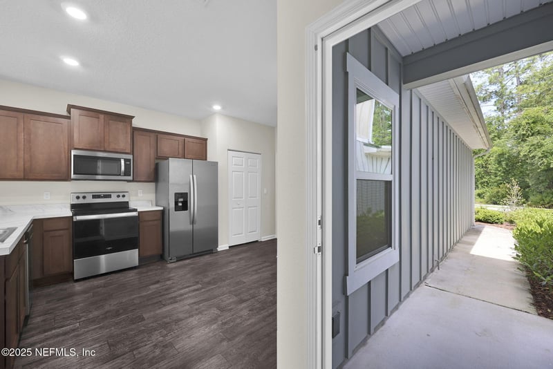 837 Capitol Pw, Jacksonville, FL 32218