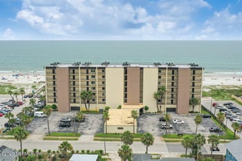 601 1st St #4H, Jacksonville Beach, FL 32250