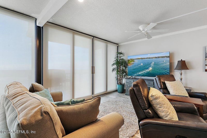 601 1st St #4H, Jacksonville Beach, FL 32250