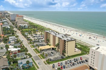 601 1st St #4H, Jacksonville Beach, FL 32250
