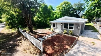 402 Harris St, Palatka, FL 32177