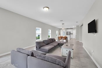 328 Clarys Rn, St Augustine, FL 32092