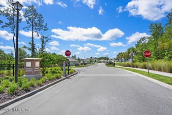 5633 Kellar Cir, Jacksonville, FL 32218