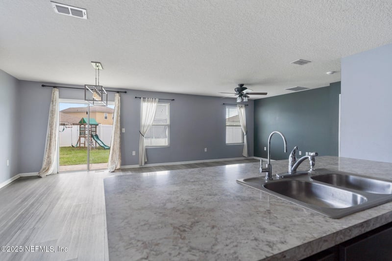 11631 White Sturgeon Ct, Jacksonville, FL 32226