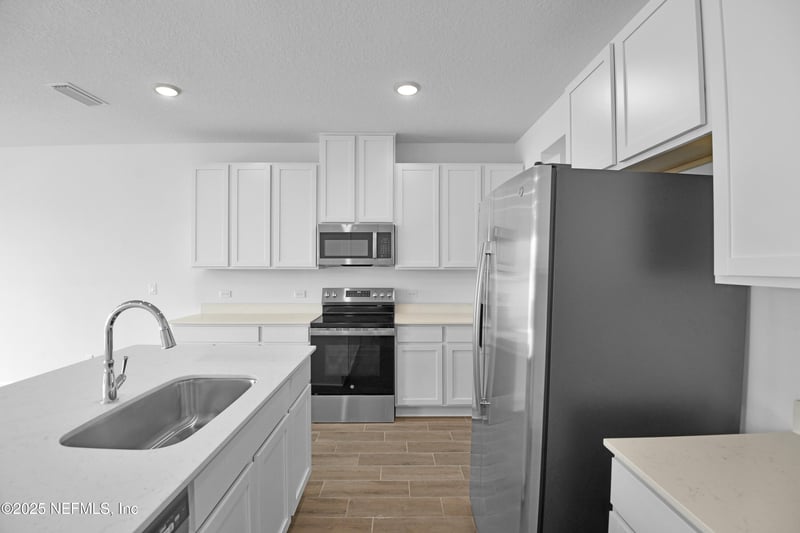 6834 Rhapsody Rd, Jacksonville, FL 32244