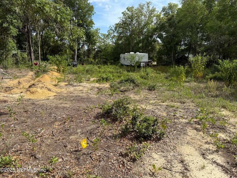 333 2nd Way, Interlachen, FL 32148