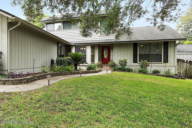 902 Lakeridge Dr, Orange Park, FL 32065