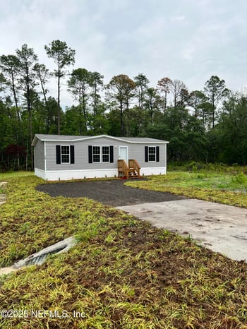 520 Hickory Nut Trl, Satsuma, FL 32189