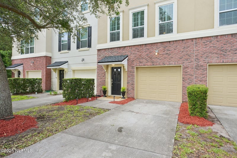 4455 Ellipse Dr, Jacksonville, FL 32246