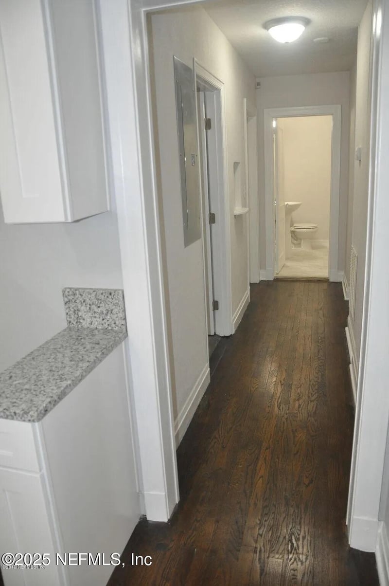 525 66th St, Jacksonville, FL 32208