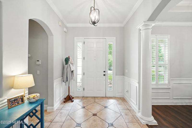 173 Village Dr, St Augustine, FL 32095