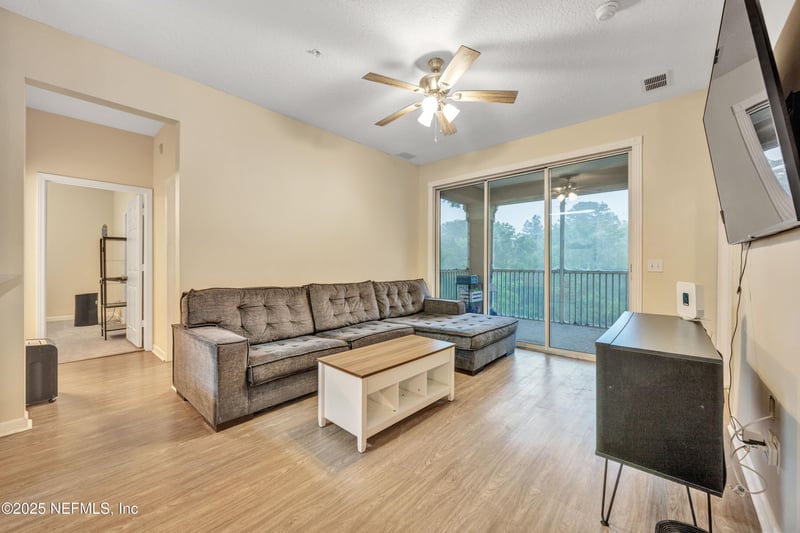 8601 Beach Blvd #1223, Jacksonville, FL 32216