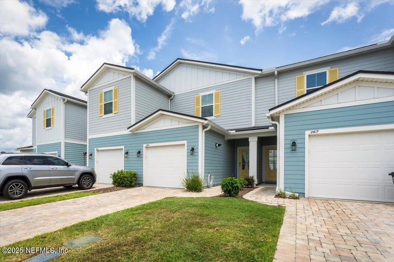 363 Brandon Lakes Dr, St Augustine, FL 32092