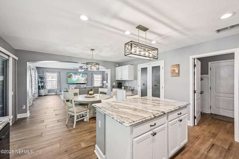 145 Thornloe Dr, St Johns, FL 32259