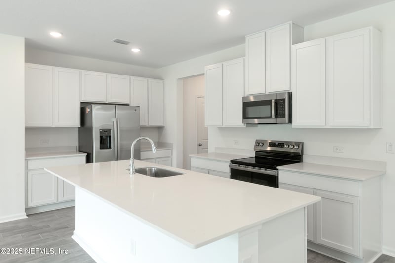 6030 Oracle Ct, Jacksonville, FL 32205