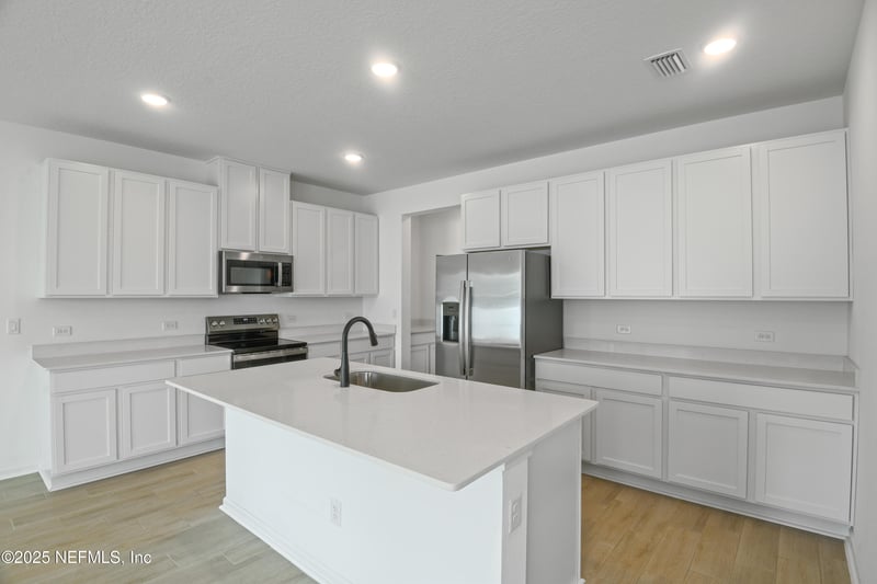 6023 Oracle Ct, Jacksonville, FL 32205