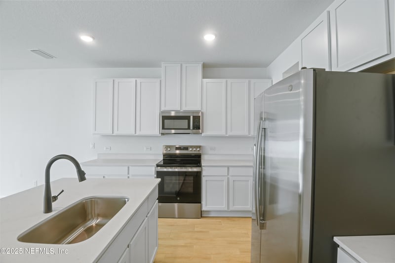 6023 Oracle Ct, Jacksonville, FL 32205