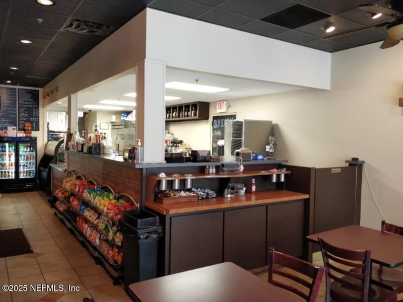 214 Hogan St, Jacksonville, FL 32202