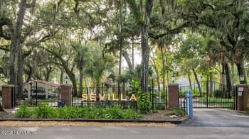 1830 Sevilla Blvd #207, Atlantic Beach, FL 32233