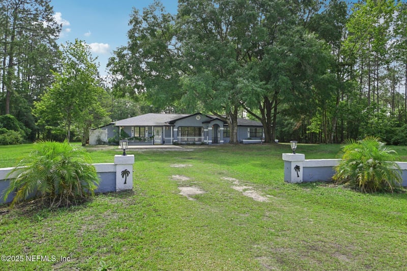 9620 Baylor Ave, Hastings, FL 32145