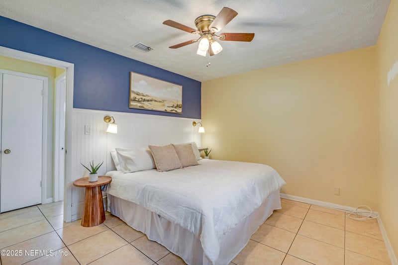 7768 Dalehurst Dr, Jacksonville, FL 32277