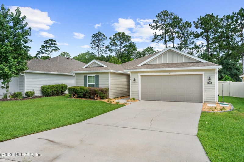 177 Orient Dr, St Johns, FL 32092
