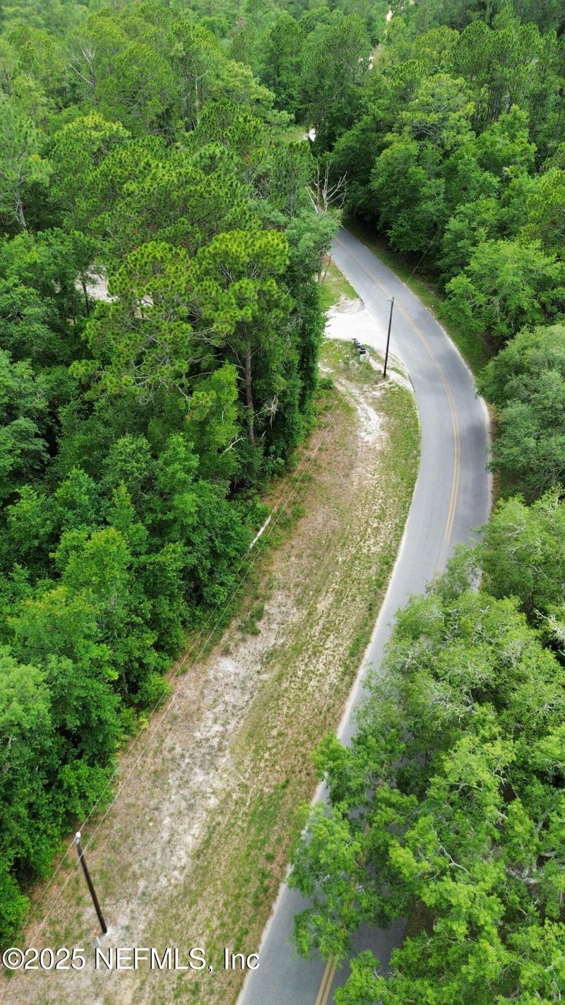 417 Hillsborough Ave, Florahome, FL 32140