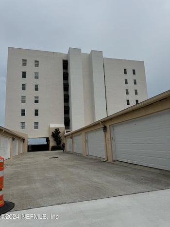 707 1st St #103, Jacksonville Beach, FL 32250