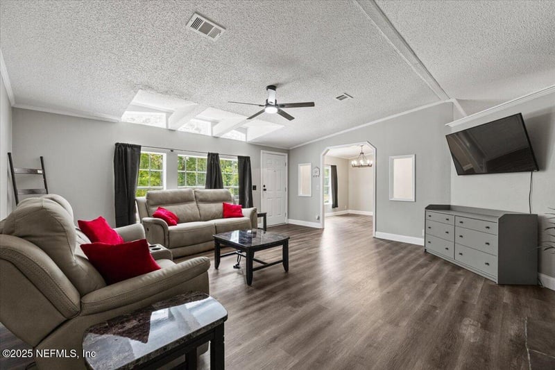 124 Knight Dr, Florahome, FL 32140