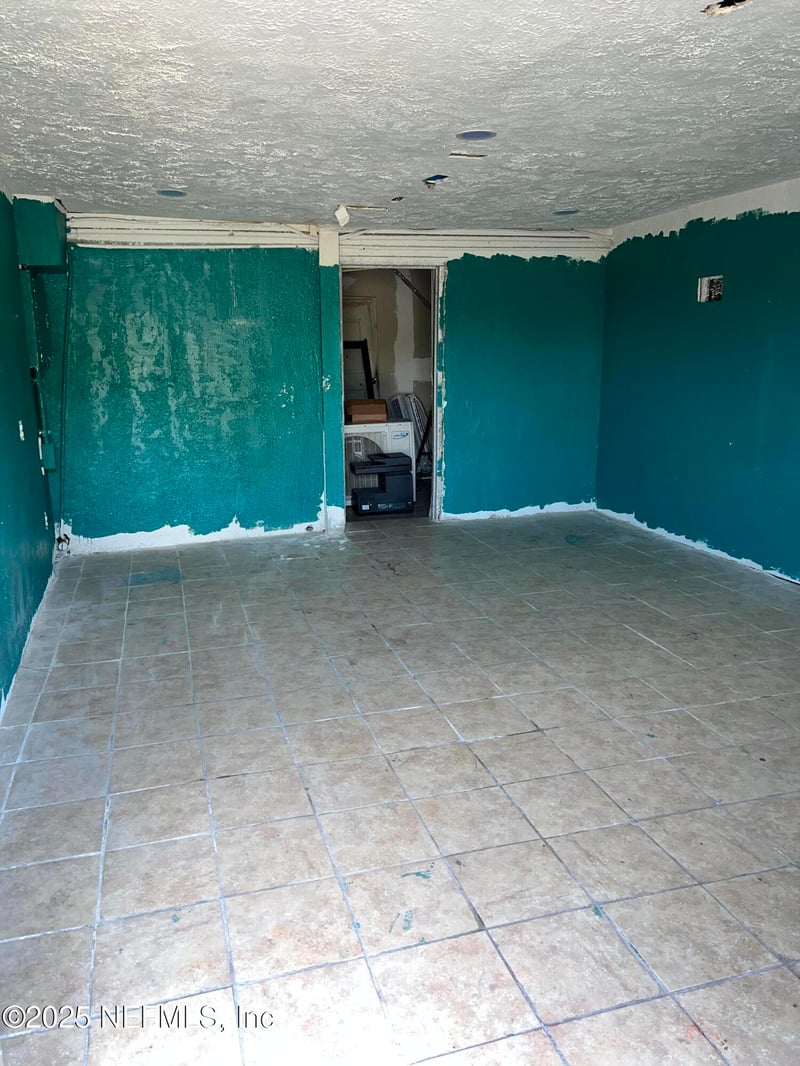 2905 Moncrief Rd, Jacksonville, FL 32209