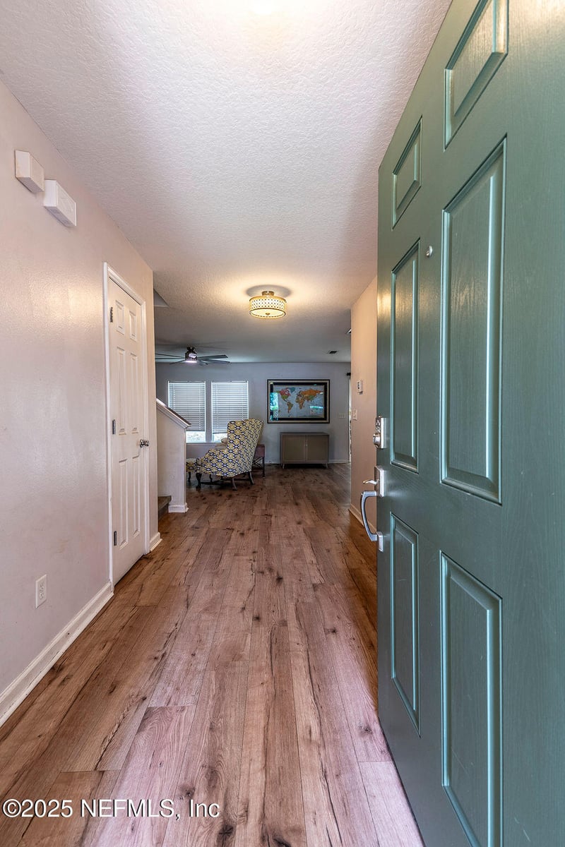 348 Auburn Oaks Rd, Jacksonville, FL 32218