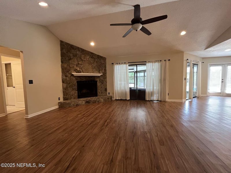 14258 Falconhead Ct, Jacksonville, FL 32224