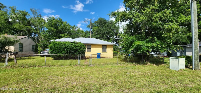 4835 Campenella Dr, Jacksonville, FL 32209