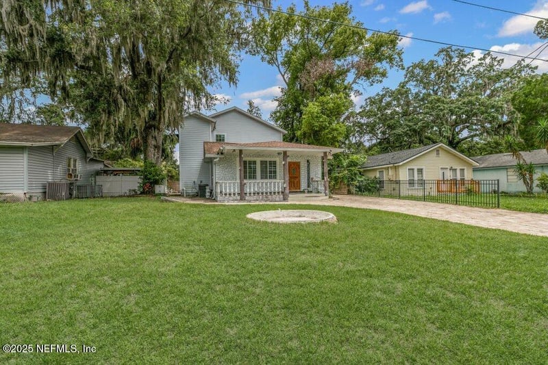 7115 Berry Ave, Jacksonville, FL 32211