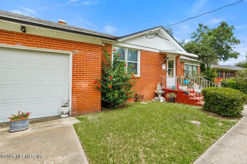 433 70th St, Jacksonville, FL 32208