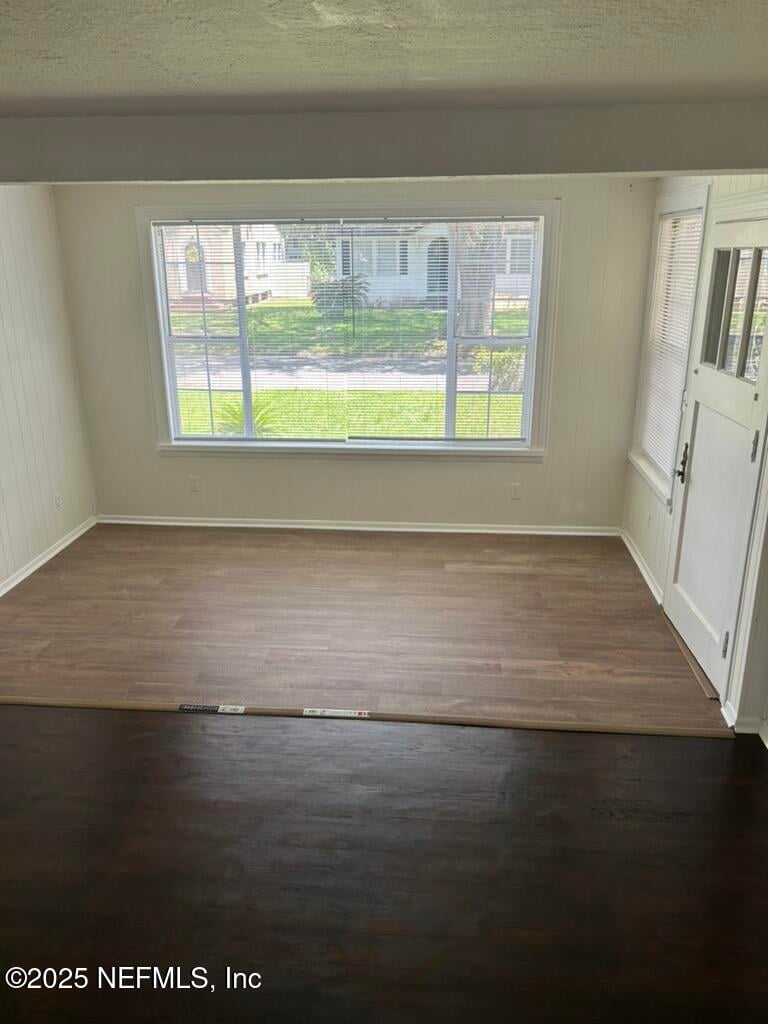 7128 Lucky Dr, Jacksonville, FL 32208