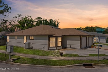 10768 Ironstone Dr, Jacksonville, FL 32246