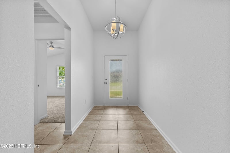 7076 Sandle Dr, Jacksonville, FL 32219