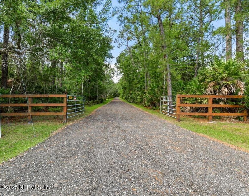 6672 Crooked Creek Ln, St Augustine, FL 32095