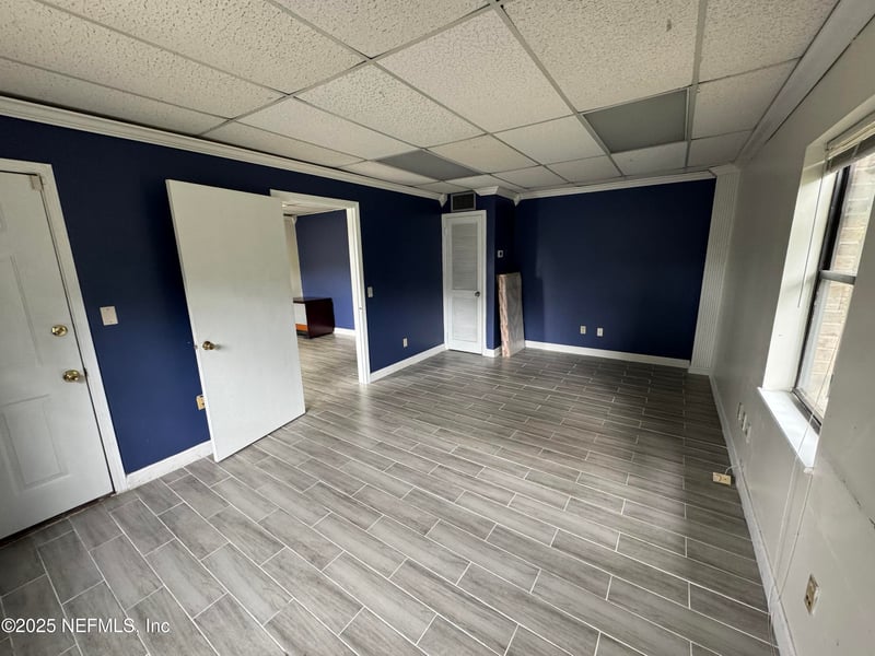 550 Balmoral Cir #300 BUILDING, Jacksonville, FL 32218