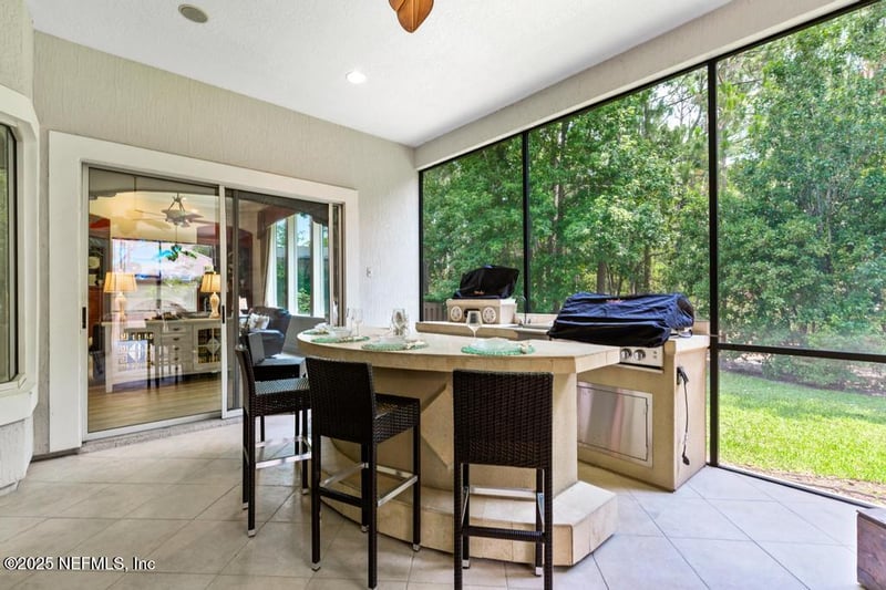 7843 Mount Ranier Dr, Jacksonville, FL 32256