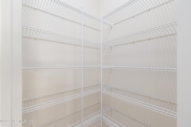 10846 Ventnor Ave, Jacksonville, FL 32218