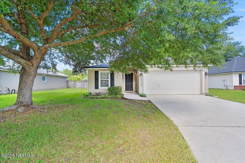 8729 Tristan Dr, Jacksonville, FL 32210
